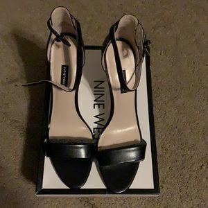Black women’s Ninewest size11